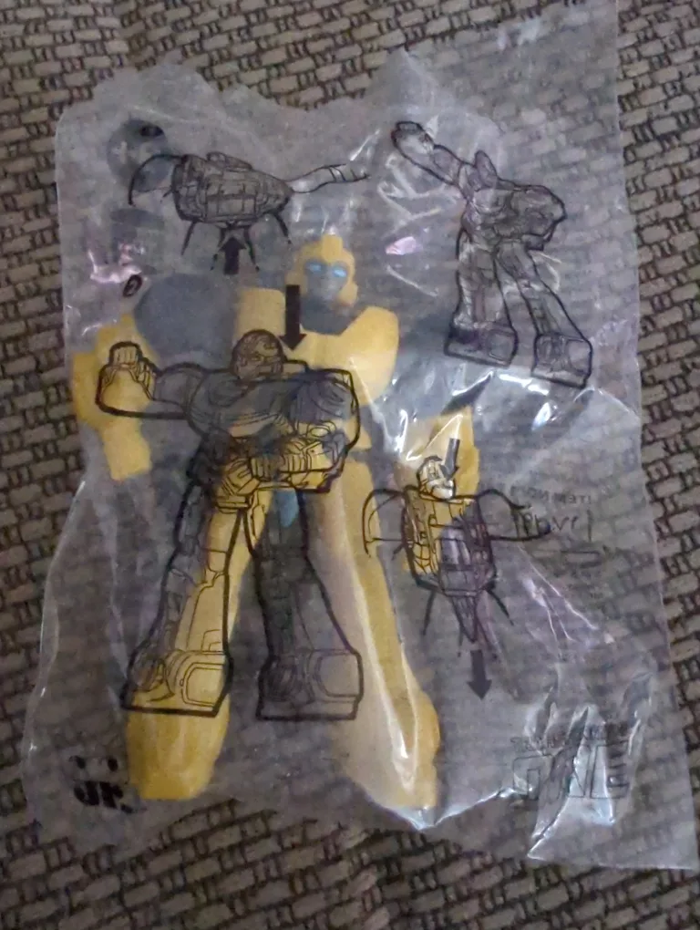 Burger King Transformers Bumblebee Toy - New thumbnail