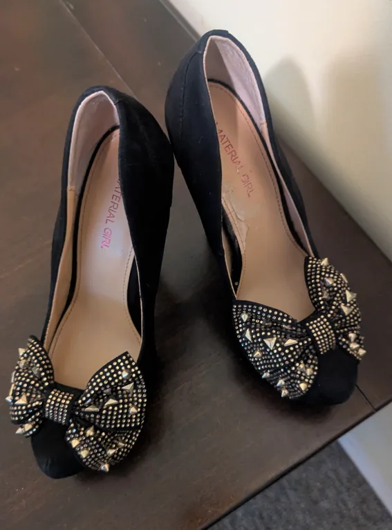 Material Girl Black Heels with Studded Bow image indicator(2)