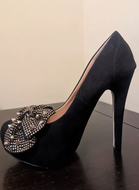 Material Girl Black Heels with Studded Bow image indicator(3)