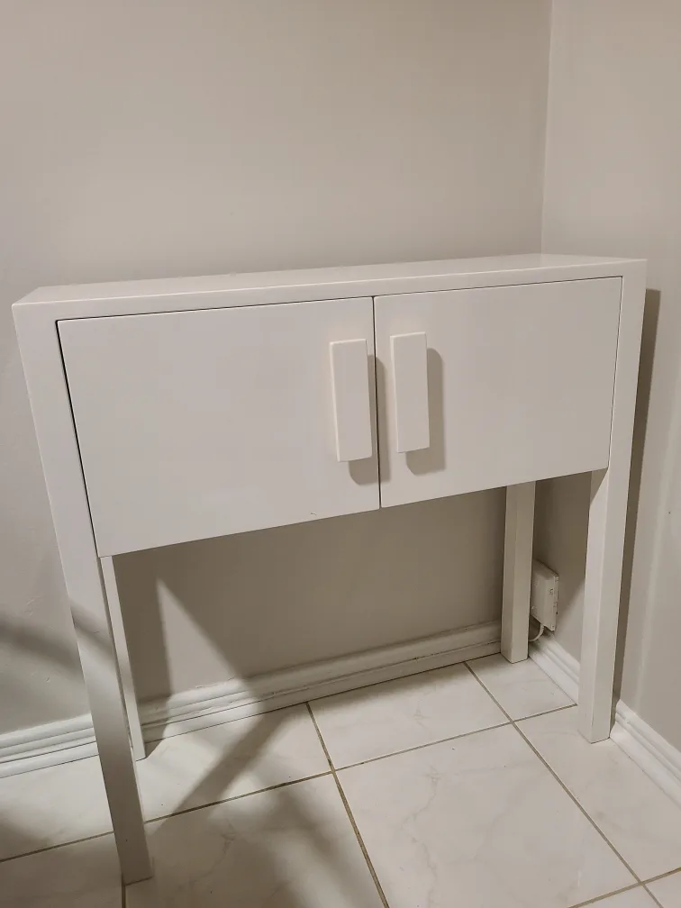 White Entryway Cabinet thumbnail