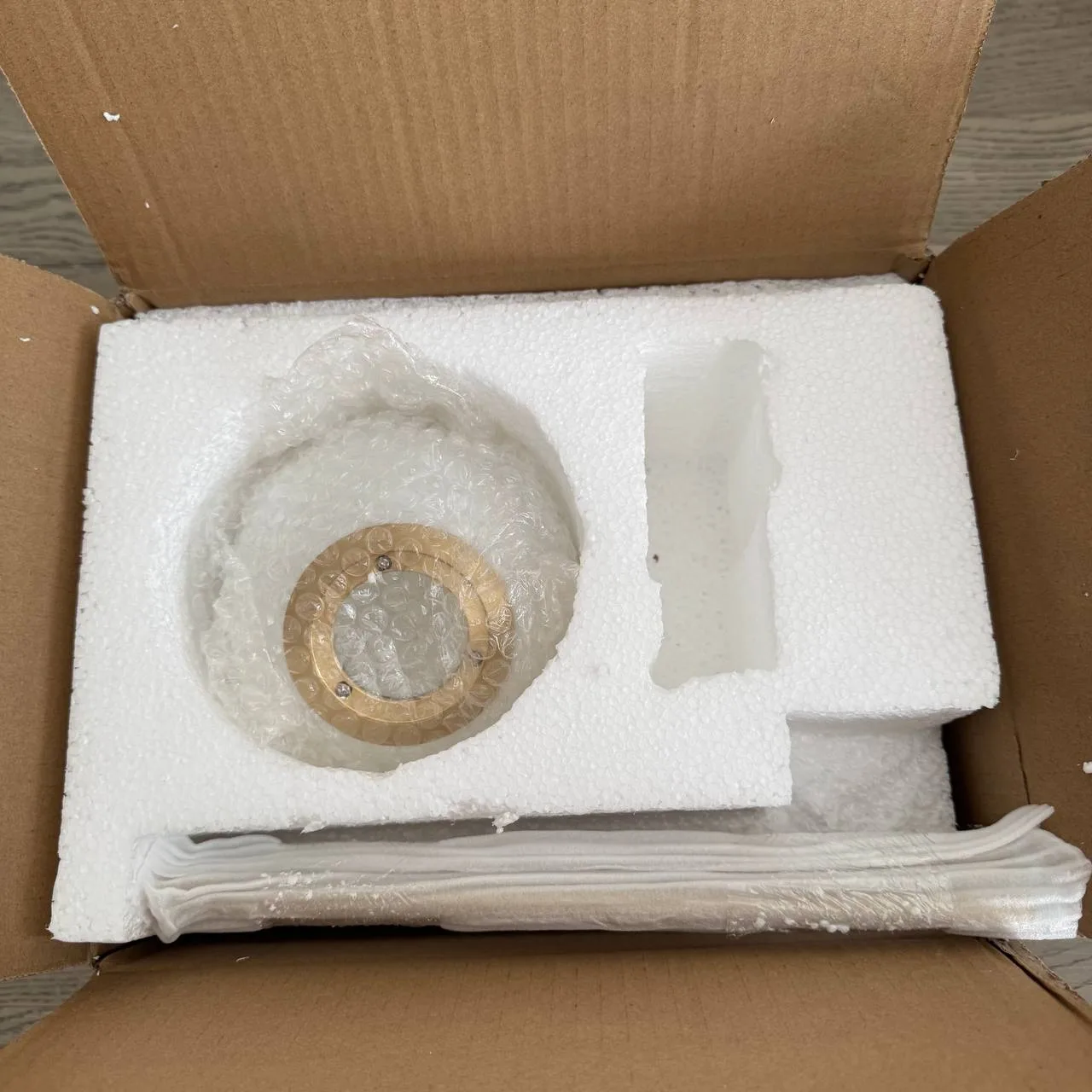 Modern Globe Pendant image indicator(2)