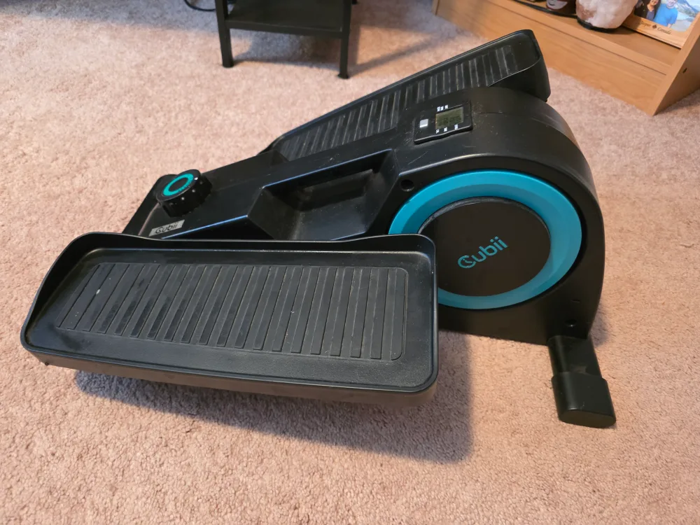 Cubii Jr. Seated Elliptical image indicator(3)