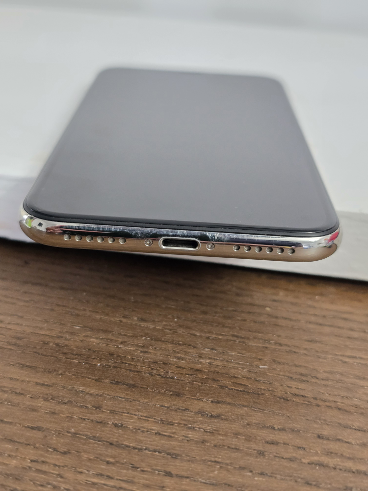 iPhone X Silver | 64 GB | Pristine Condition - photo 5