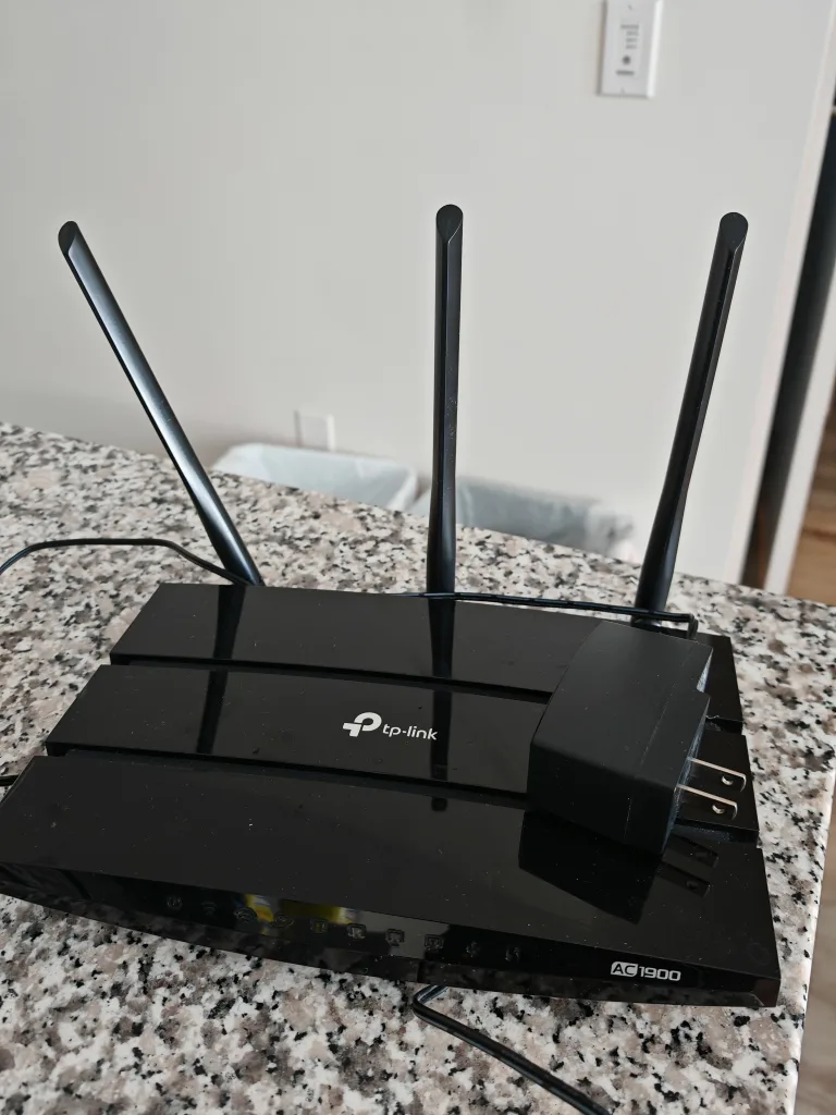 TP-Link AC1900 Smart WiFi Router thumbnail