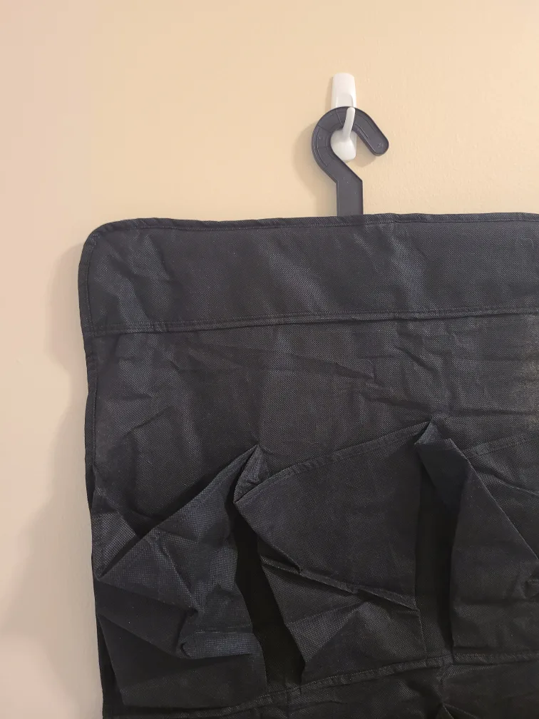 Black Over-the-Door Hanging Organizer image indicator(3)