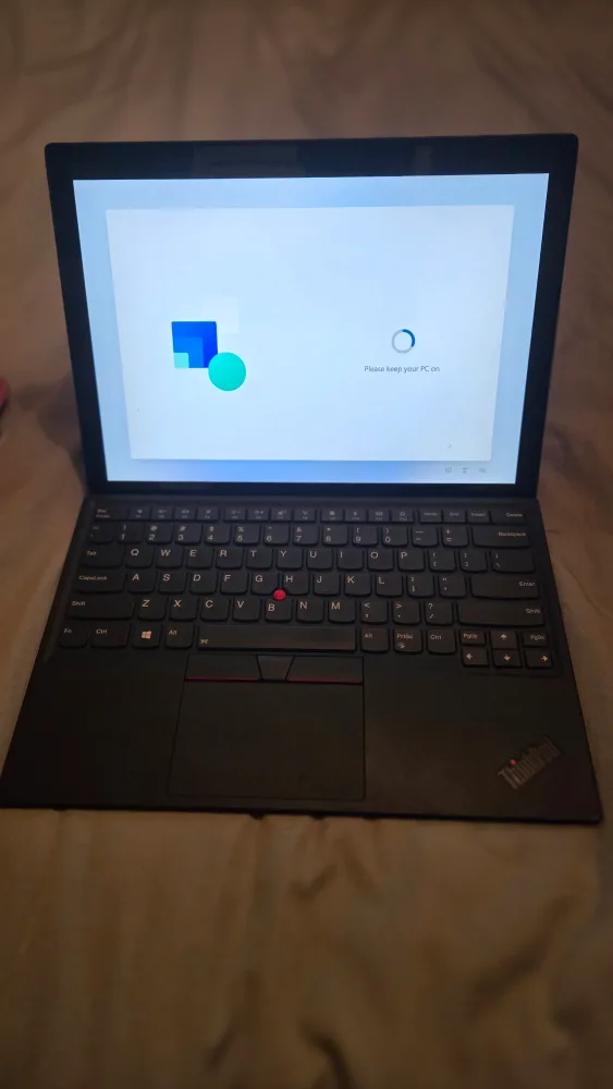 Lenovo ThinkPad X13 Yoga Laptop - Black image indicator(3)