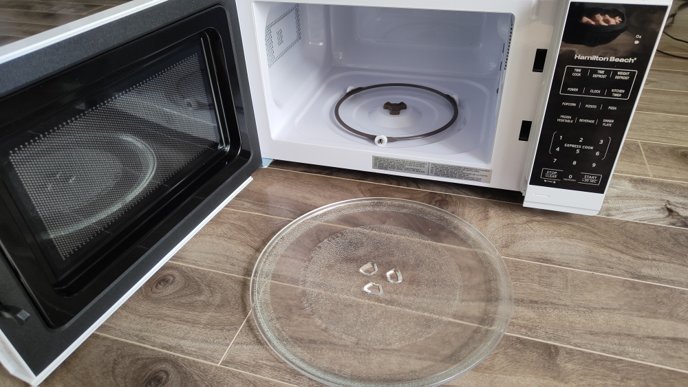 Hamilton Beach Microwave - White - photo 5