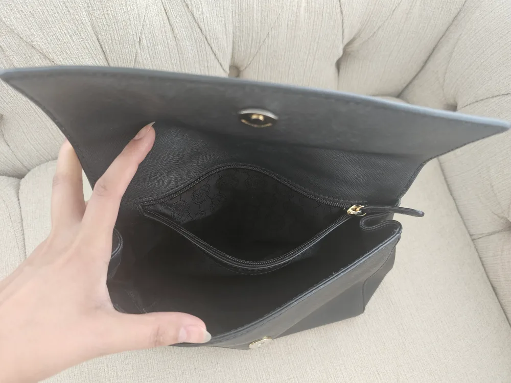 Authentic Michael Kors Black Leather Handbag image indicator(5)