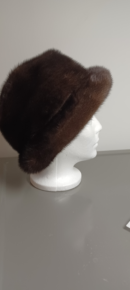 Woman's Brown Fur Hat - photo 2