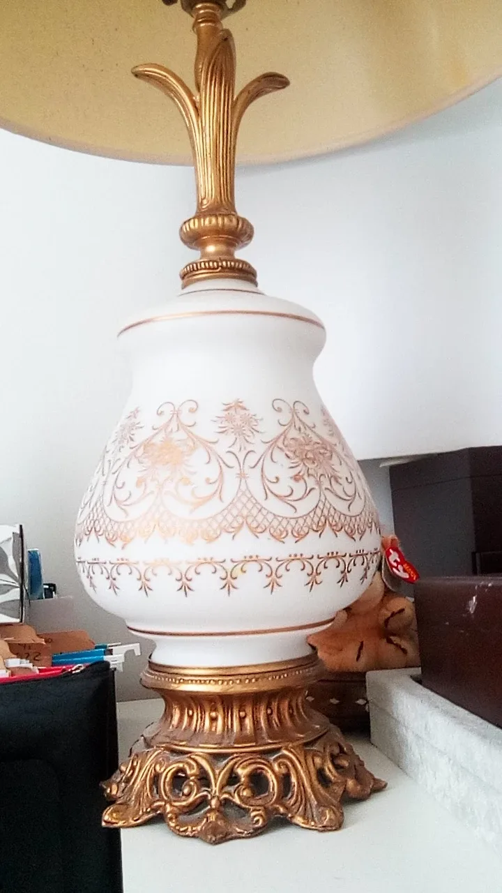 Vintage Gold & White Accent Lamp image indicator(4)