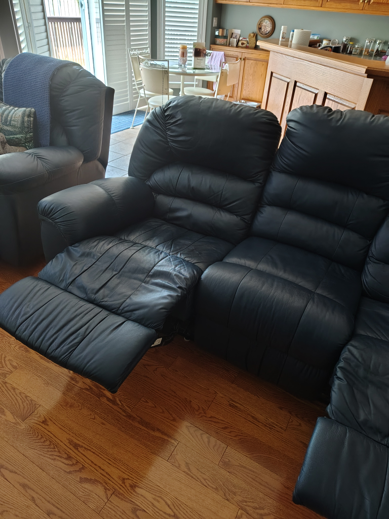 Palliser Navy Leather Reclining Sofa & Chair. Both for $500. - photo 5