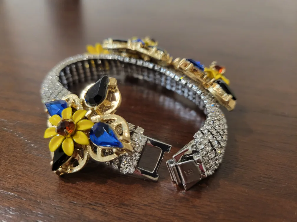 Banana Republic Fashion Bracelet image indicator(3)