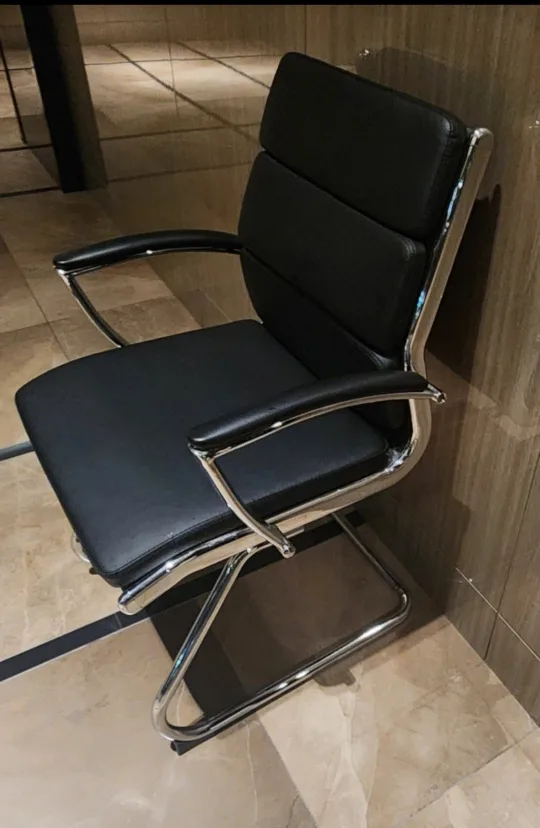 Black Office Chair image indicator(3)