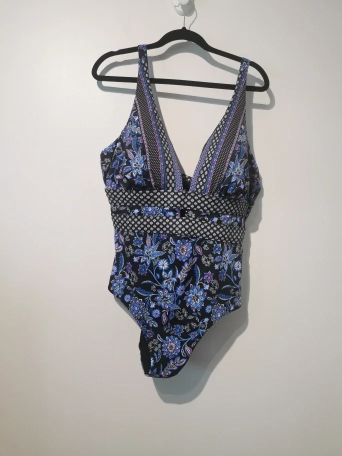 Swimsuit for all s22 | Multicolor One Piece image indicator(2)