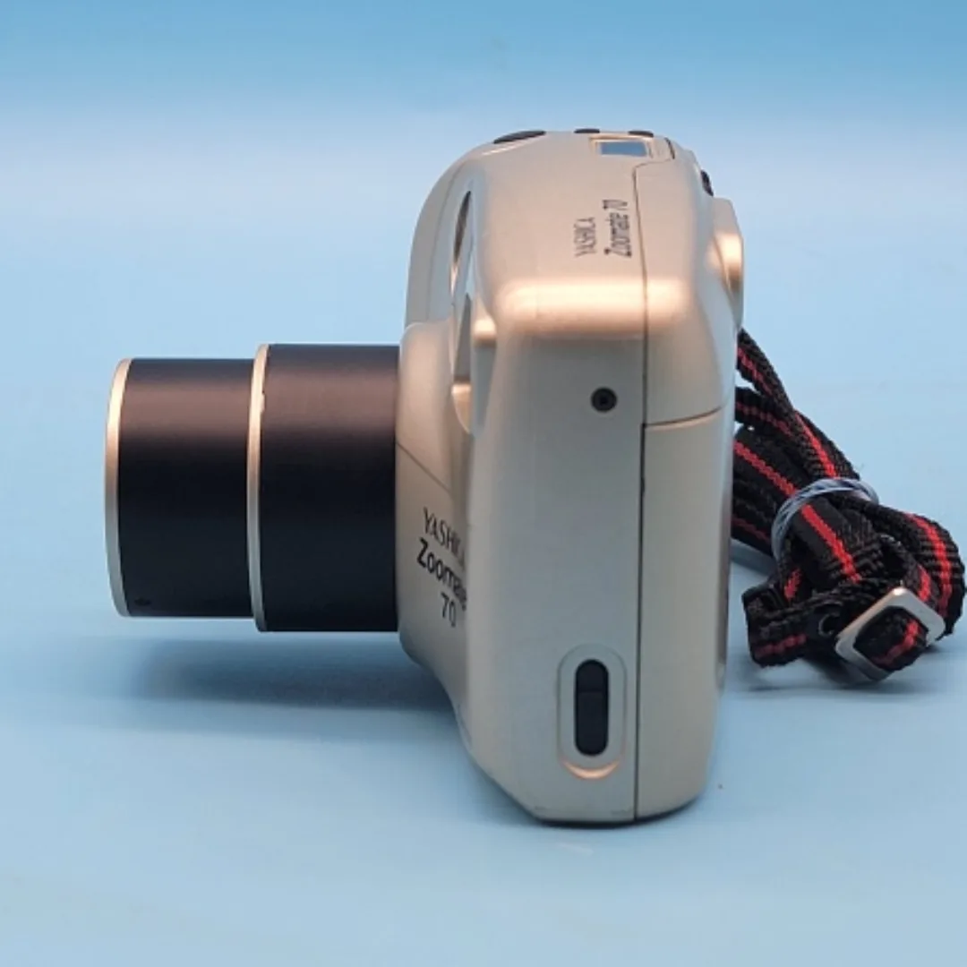 Yashica Zoomate 70 Camera image indicator(4)