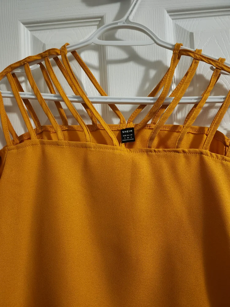 NEW Shein Strappy Yellow Top - Size S image indicator(7)