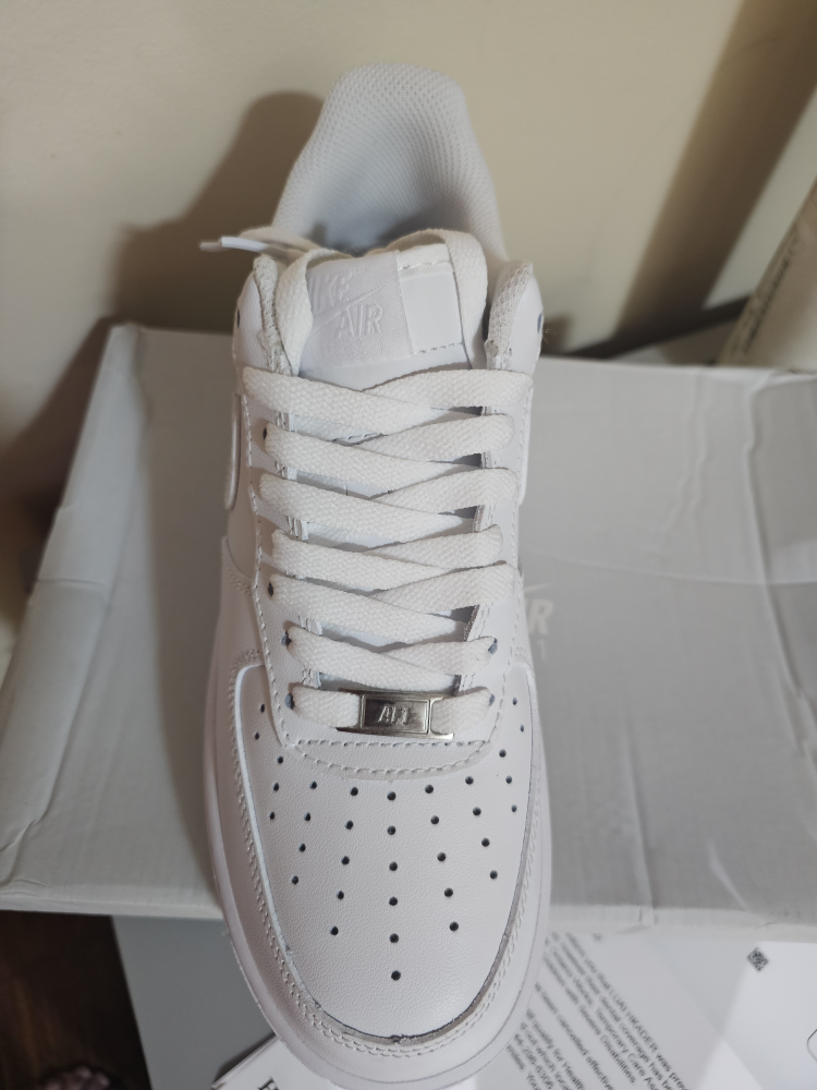 Nike Air Force 1 - Size 8 - White - photo 2
