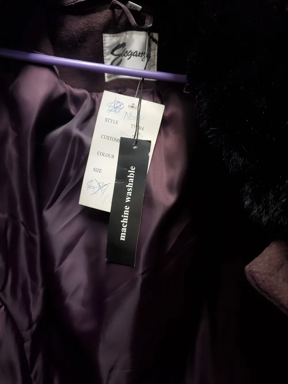 Winter jacket with faux fur neck lining image indicator(2)