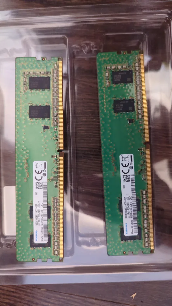 Samsung 4GB DDR4 RAM Memory Sticks thumbnail