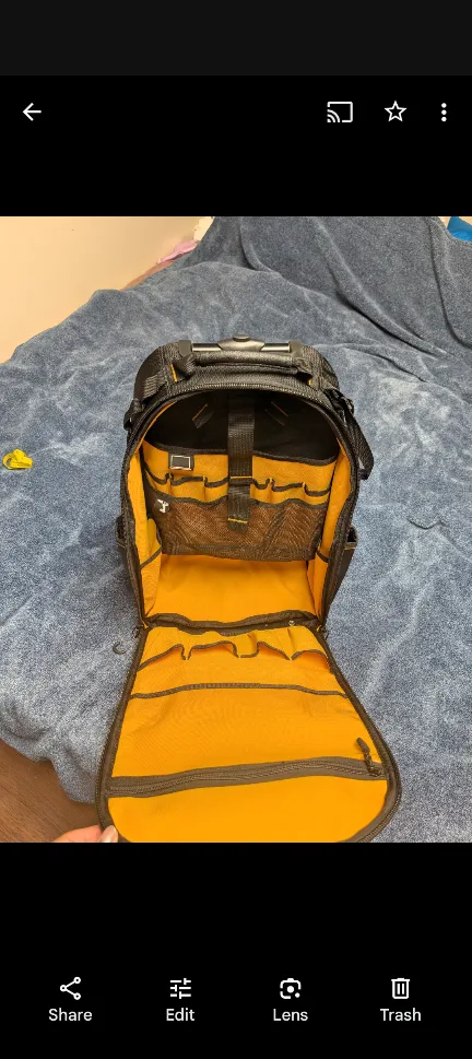 DeWalt Black & Yellow Tool Backpack image indicator(2)