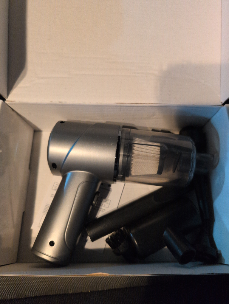 Multifunctional Wireless Vacuum Cleaner - New in Box - photo 3