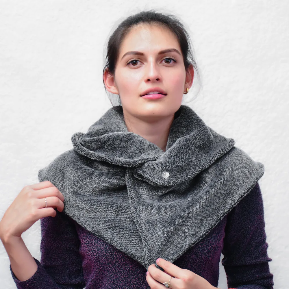 Extra soft fuzzy neck warmer. image indicator(3)