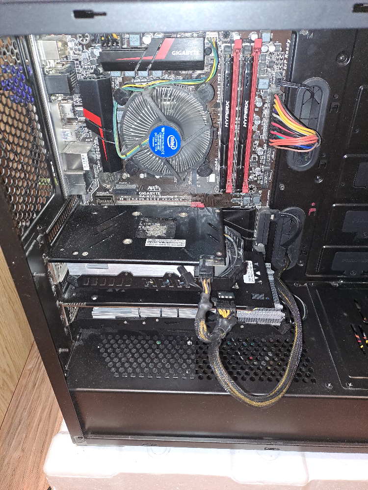 Custom Built PC - Gigabyte Motherboard, Intel CPU - photo 4