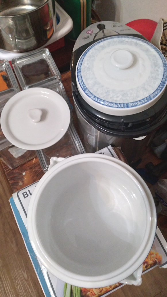 🥕Ceramic Chinese cooking pot/boiler, seldom used - 15 firm🥕