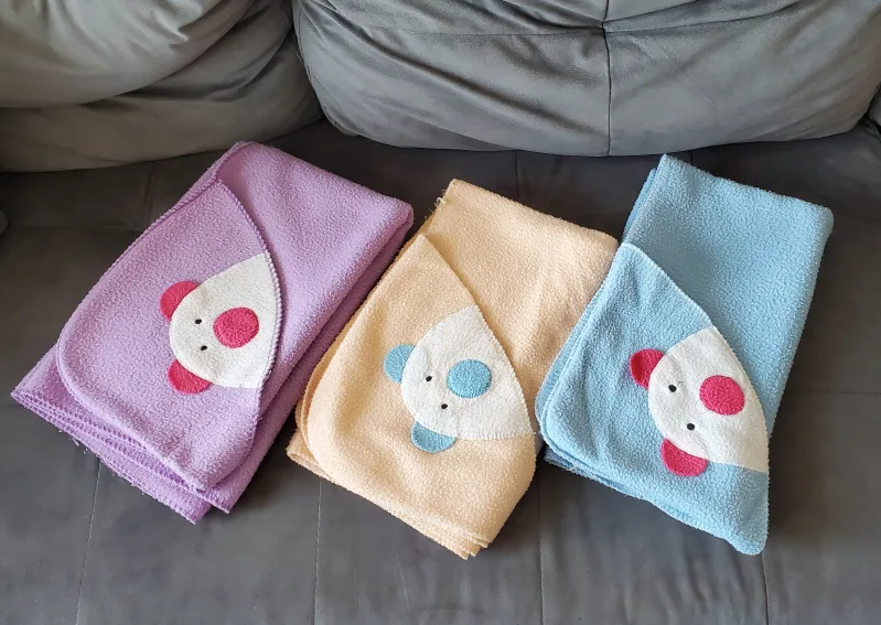 Baby Hooded Blankets/ Towels thumbnail