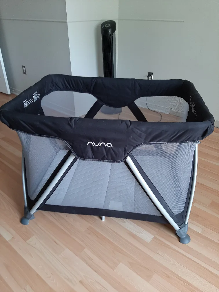 Nuna Sena Aire Playard - Black thumbnail