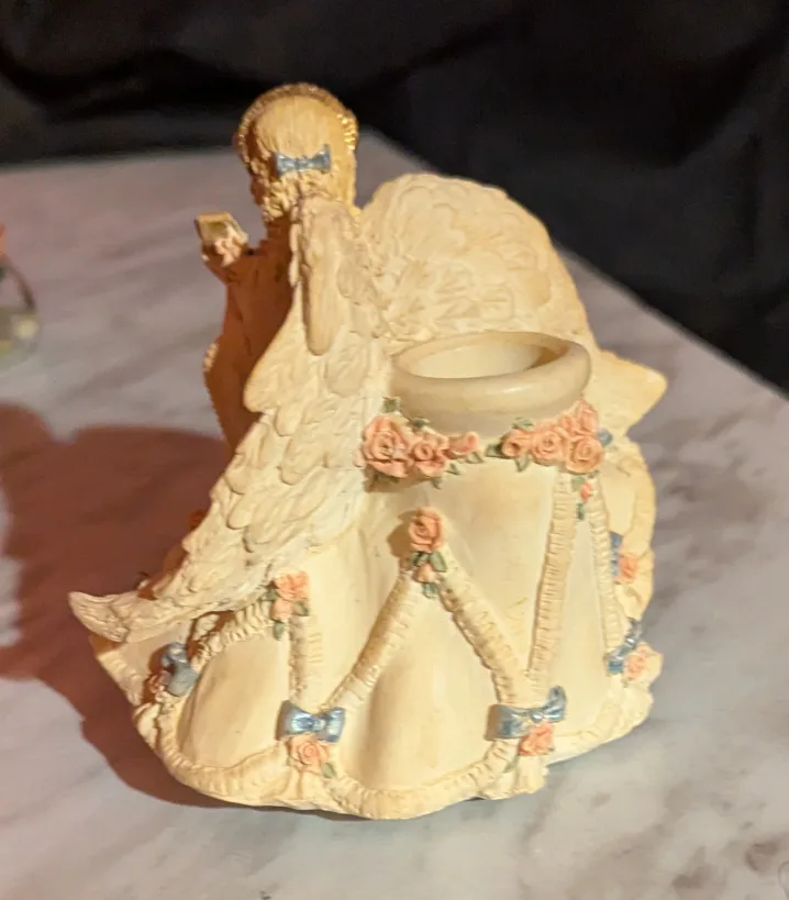 United Design Candle Lights Angel Figurine image indicator(4)