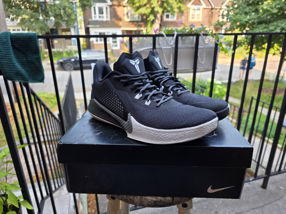 Nike Kobe Mamba Fury Black Shoes