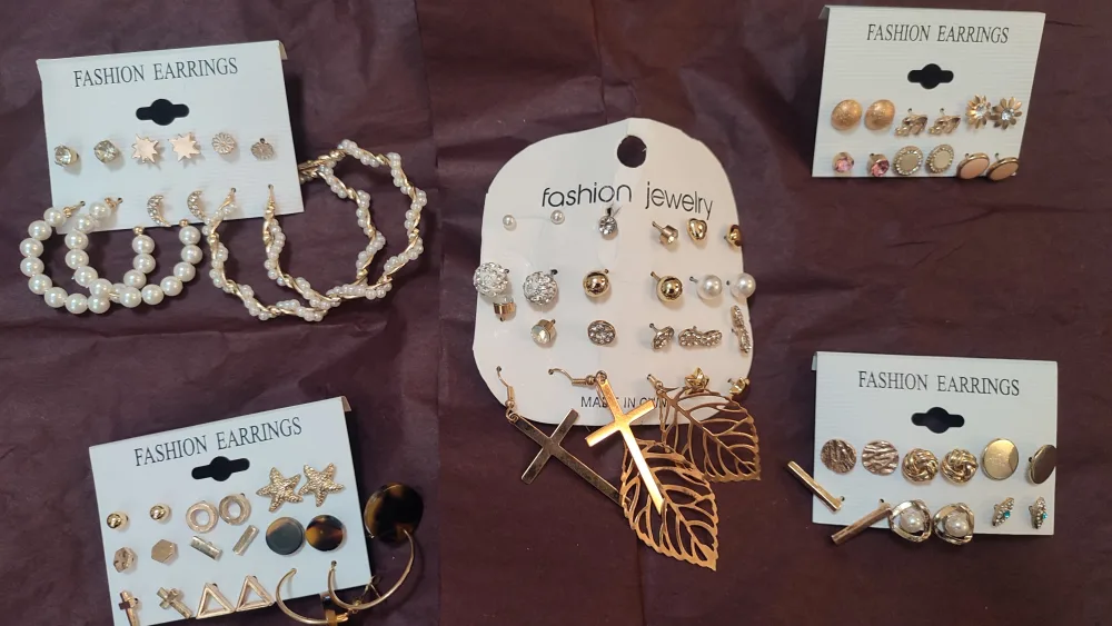 5 Fashion Earrings Sets - New thumbnail