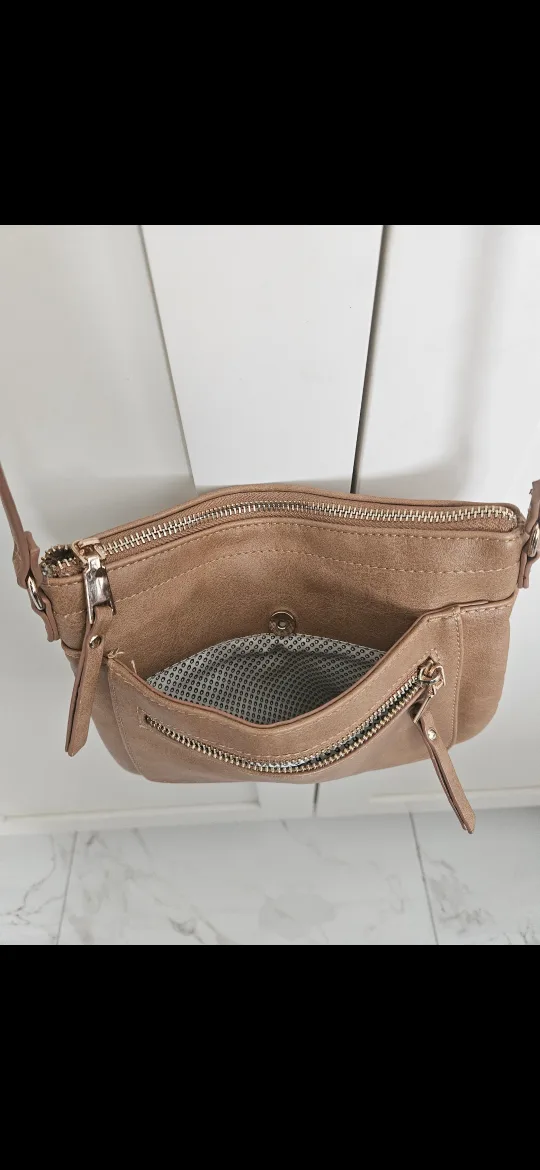 Miztique small crossbody bag image indicator(5)