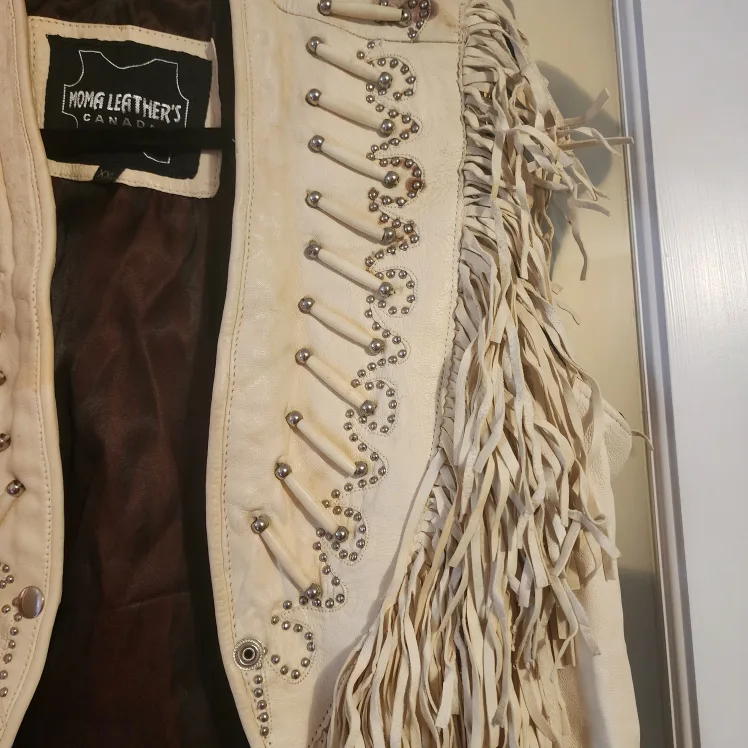 Moma Leather's Lamb Fringe Vest - Size XXL image indicator(4)
