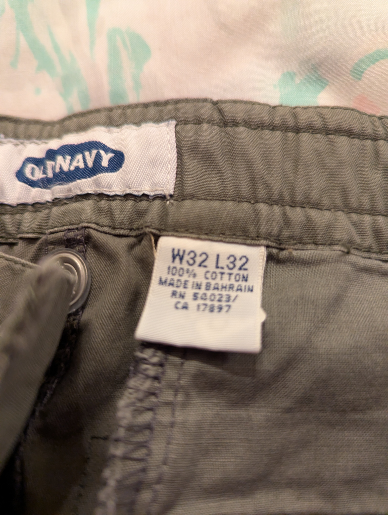 Old Navy Olive Green Cargo Pants - 32x32 - photo 3