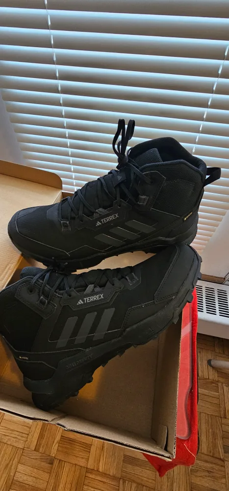 Adidas Terrex AX4 Mid GTX Hiking Boots - US 13 image indicator(7)