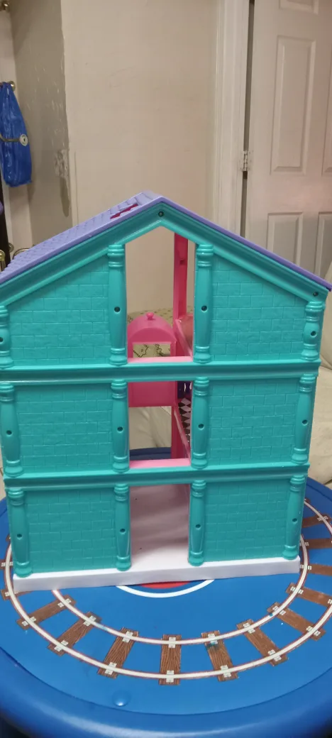 Dollhouse - Pink & Purple image indicator(3)