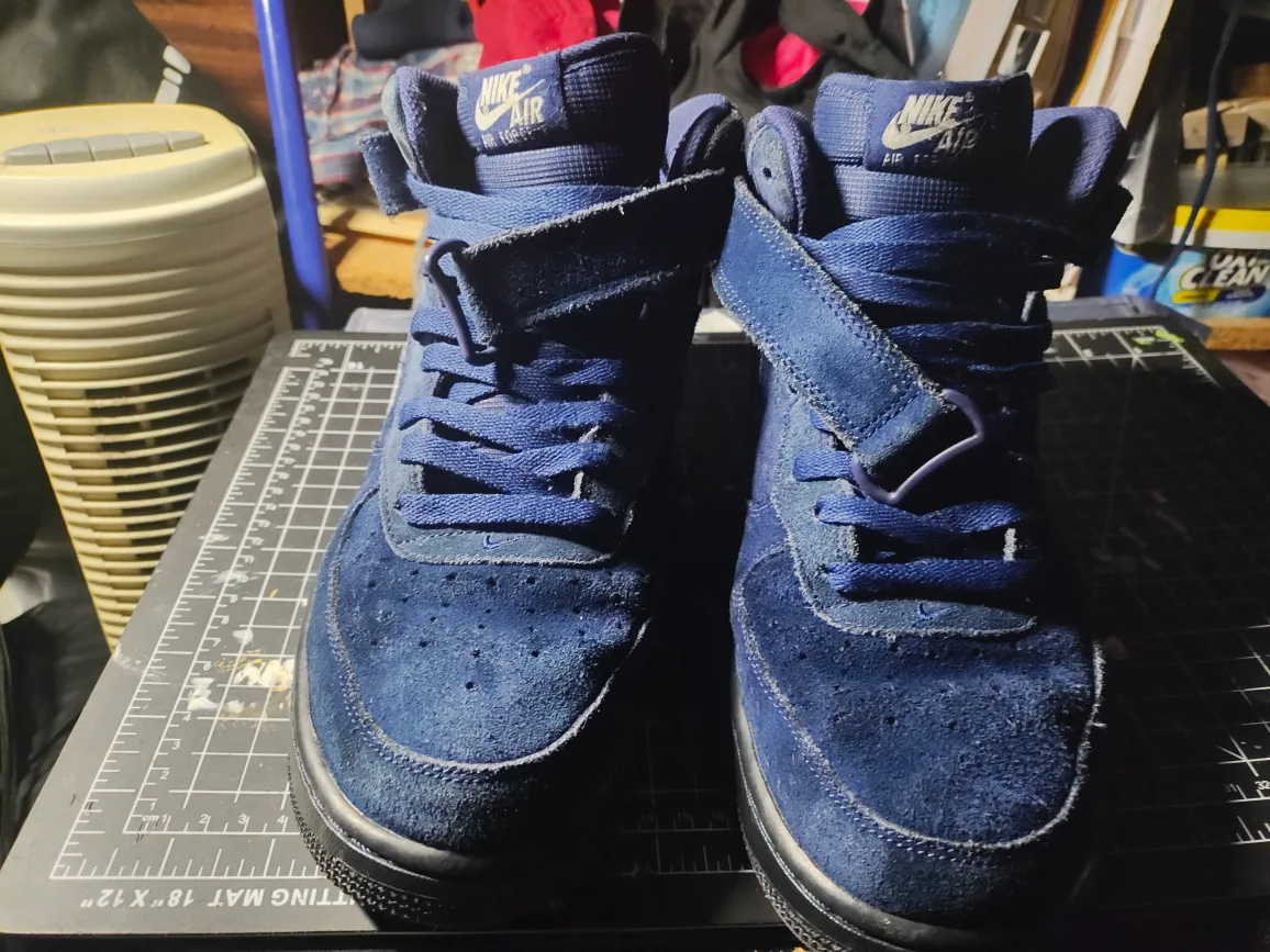 Nike Air Force 1 High - Navy Blue Suede image indicator(2)