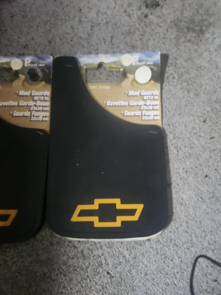 Chevrolet Mud Guards - Black image indicator(2)