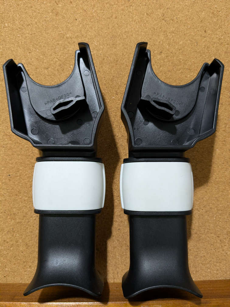Bugaboo Cameleon Adapter for Maxi-Cosi Car Seat - Like New! - photo 2