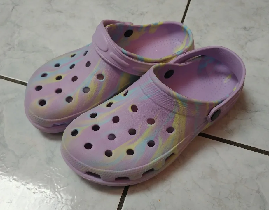 Kids Crocs (size 5) thumbnail