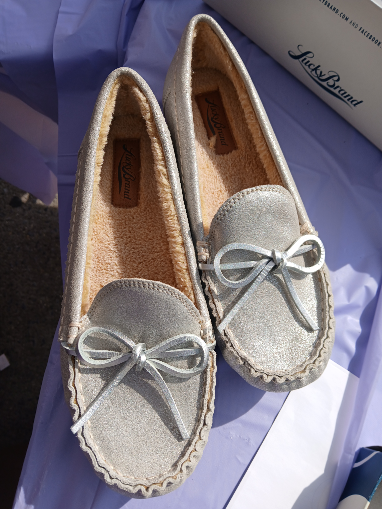 Lucky Brand Women's Slippers - Size 8.5