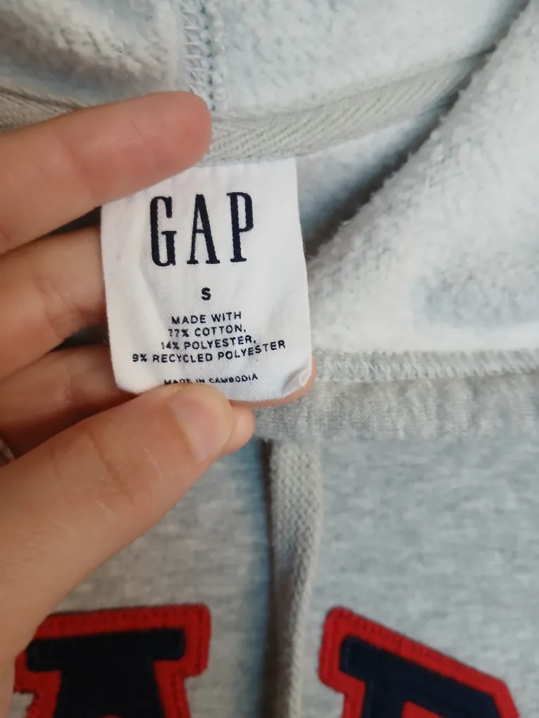 GAP gray hoodie with logo, size small (S)+ image indicator(6)