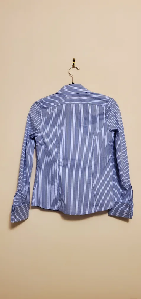 Blue and white striped shirt image indicator(2)