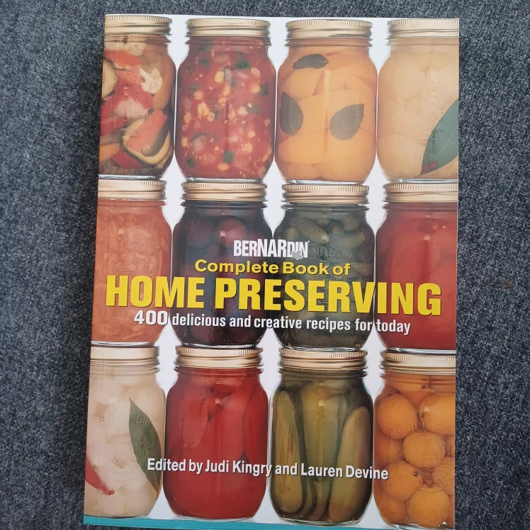 Canning Pot & Books image indicator(2)