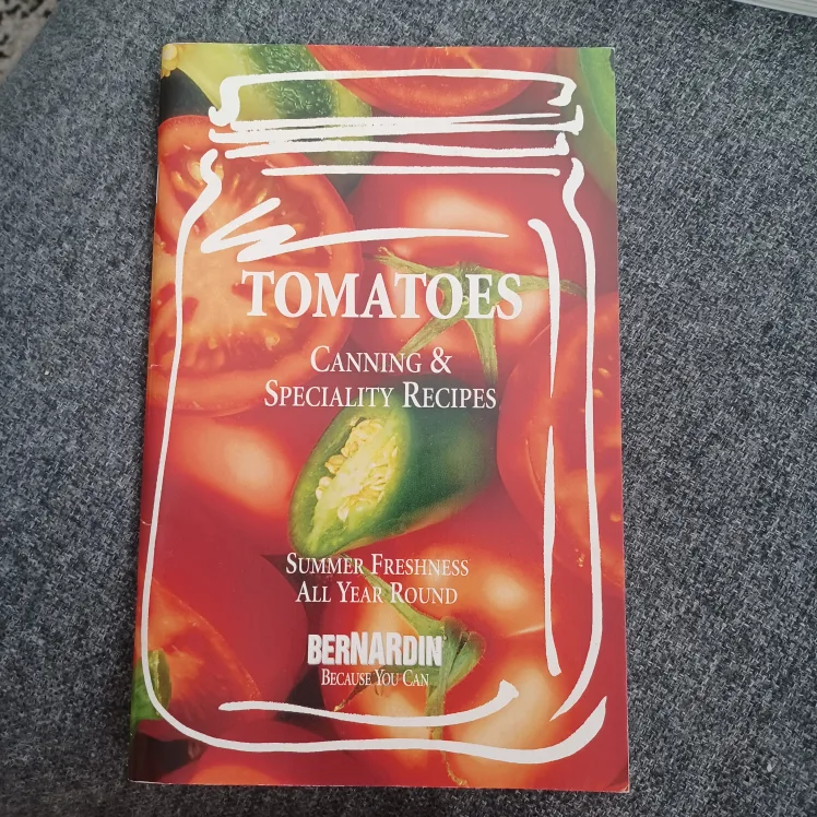 Canning Pot & Books image indicator(5)