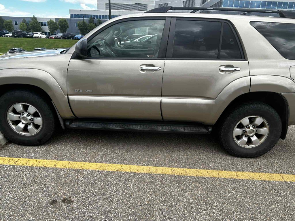 Toyota 4 runner - photo 3