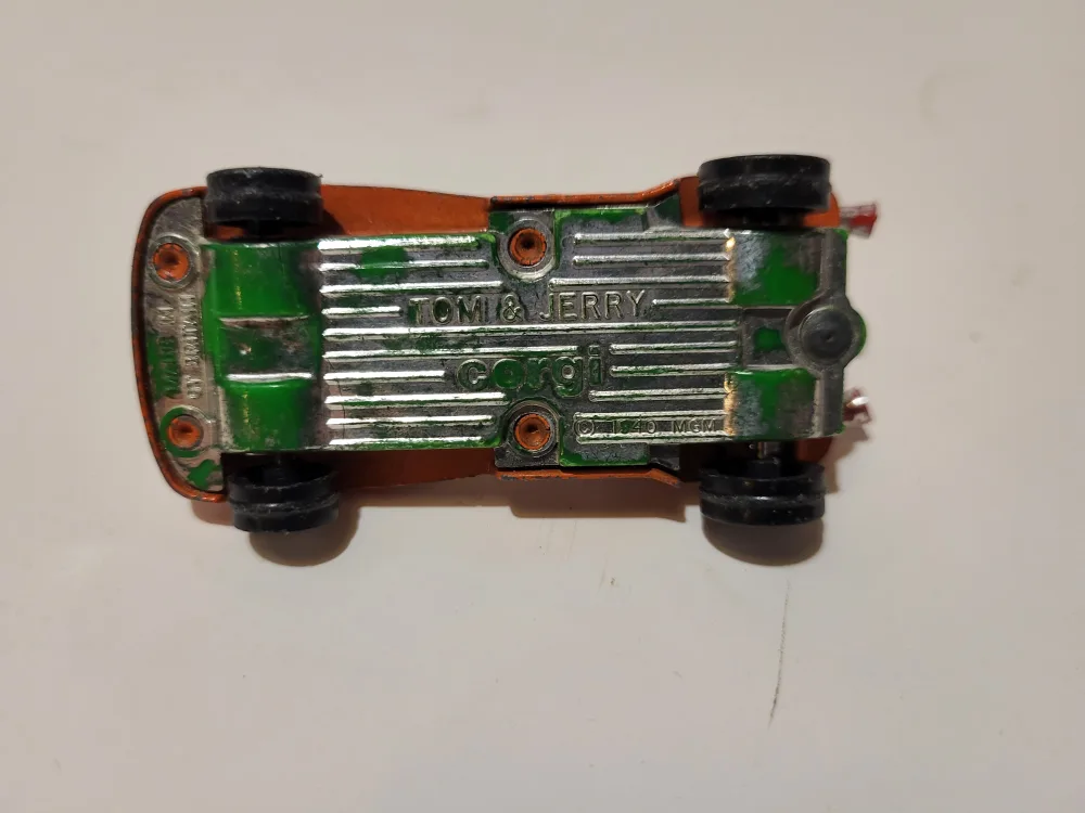 Vintage Corgi Tom & Jerry Car image indicator(3)