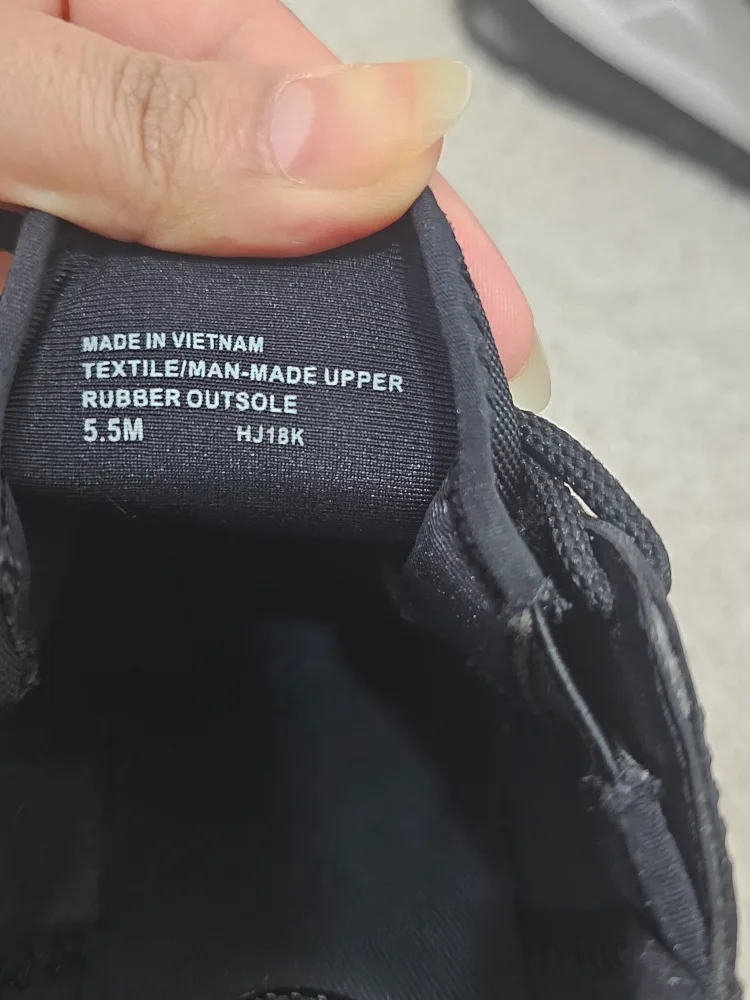 Michael Kors Black Sneakers women size 5.5 image indicator(6)